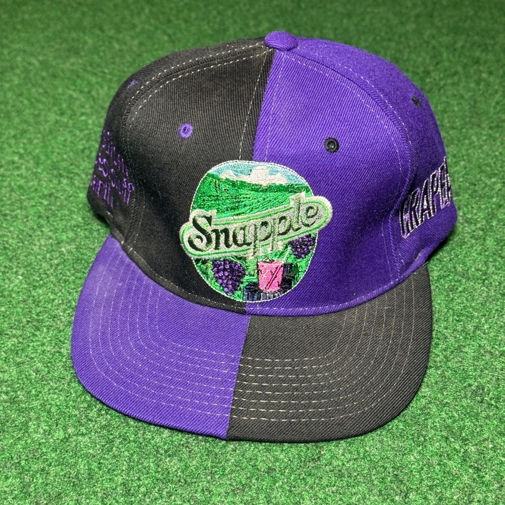 Vintage 90s Snapple Grapeade Snapback Hat, Pop Culture Classic Drink Seinfeld